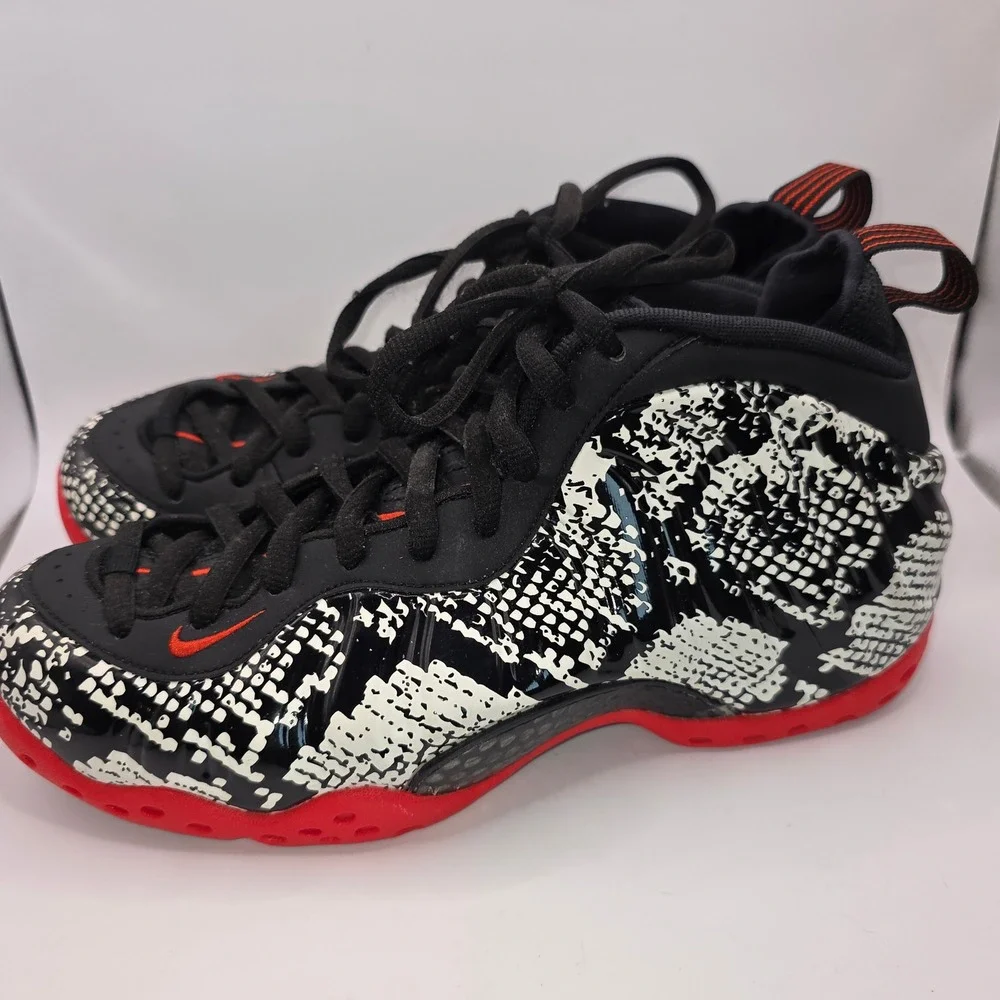 Mens Nike size 7.5 Air Foamposite One Albino Snakeskin (314996-101) No Box